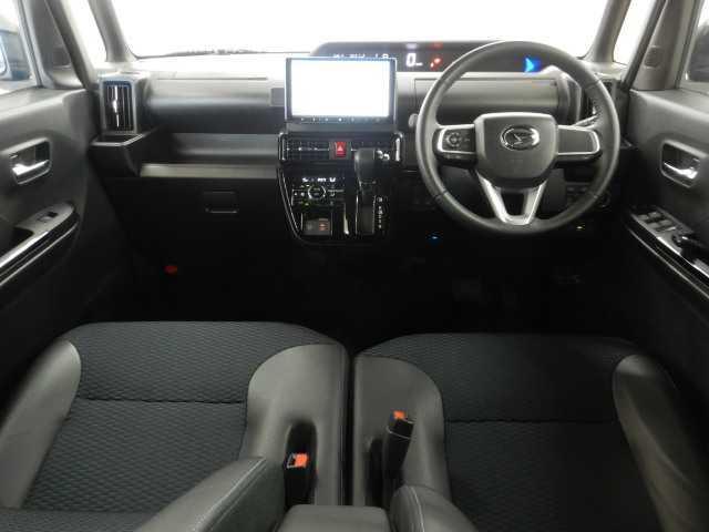 タント カスタムＲＳ　ナビ／ＴＶ　バックカメラ　両側パワスラ　ＩＳＴＯＰ　クリソナ　地デジフルセグ　オートミラー　ＥＴＣ付き　メモリーナビゲーション　運転席シートヒーター　ナビＴＶ　ＡＡＣ　ターボエンジン　ＬＥＤライト　サイドエアバッグ　オートライト　キーフリー（3枚目）