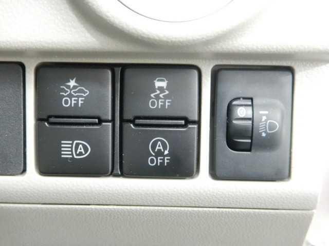 ムーヴ Ｌ　ＳＡＩＩＩ　キーレス　ＣＤステレオ　電格ミラー　ソナー　電動格納・電動ミラー　ＶＳＣ　　盗難防止　キーレスエントリーシステム　Ｗエアバッグ　ハイビームアシスト　エアコン　ＡＢＳ　パワーウィンドウ　衝突安全ボディ　エアバック（4枚目）