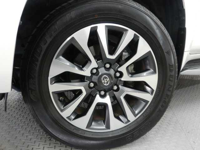 ランドクルーザープラド 2.8D-TB TZ-G サンルーフ 革 9インチナビ オートハイビーム エアシート 横滑り防止装置 LEDライト パノラミックビュー オートクルーズコントロール パワーウィンドウ 電動格納サードシート 電動シート 3列シート メモリーナビ 4WD ナビ(16枚目)