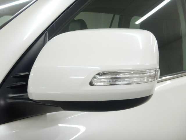 ランドクルーザープラド 2.8D-TB TZ-G サンルーフ 革 9インチナビ オートハイビーム エアシート 横滑り防止装置 LEDライト パノラミックビュー オートクルーズコントロール パワーウィンドウ 電動格納サードシート 電動シート 3列シート メモリーナビ 4WD ナビ(27枚目)