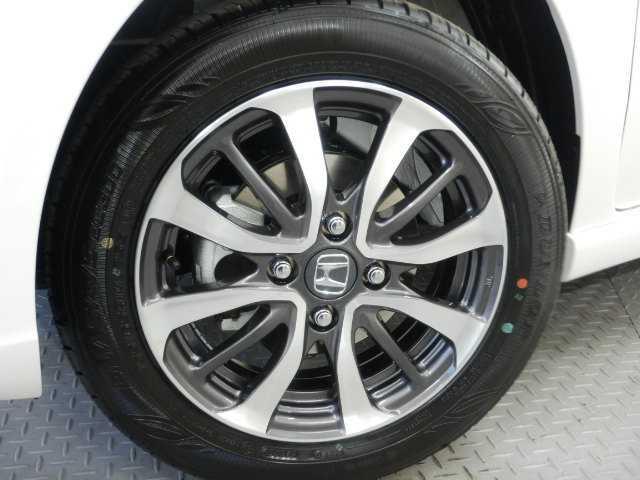 N-BOXカスタム N-BOX カスタム ホンダセンシング パワースライド パワースライドア USB接続 CMBS 電格ミラー オートエアコン スマートキ LED 盗難防止装置 クルコン バックカメラ パワーステアリング エアバッグ ESC パワーウインドウ オートライト(15枚目)