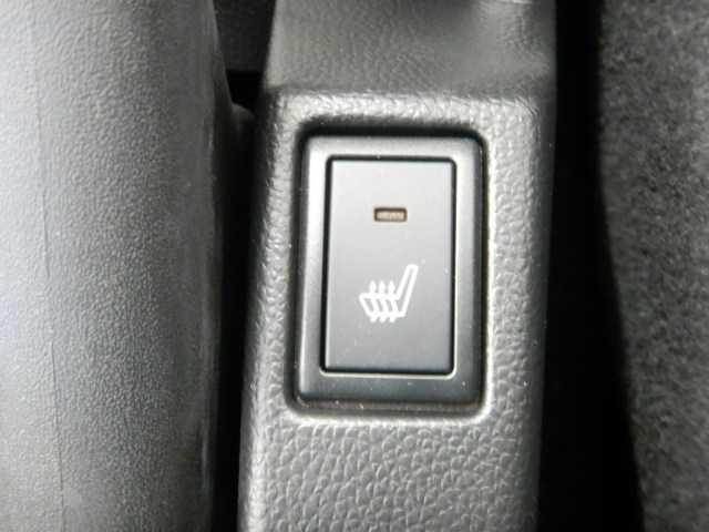 スイフト １．２ハイブリッドＲＳ　全方位カメラ　８インチナビ／ＴＶ　ナビ・ＴＶ　地デジＴＶ　Ｒカメラ　電格ミラー　全方位カメラ　ＬＥＤ　エアコン　パワーステアリング　シートヒータ　オートクルーズ　ＥＴＣ　横滑り防止装置　衝突安全ボディ　盗難防止システム　Ｗエアバッグ（11枚目）