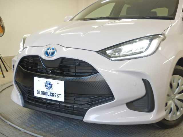 ヤリス １．５ハイブリッドＺ　全方位カメラ　ナビ／ＴＶ　ＵＳＢポート　ＰＣＳ　電格ミラー　地デジ　シートヒータ　Ｂカメラ　ＬＥＤランプ　スマキー　ＥＴＣ付き　ナビＴＶ　ＶＳＣ　パワステ　クルコン　オートライト　キーフリー　ＡＢＳ　イモビ　エアコン　全周囲Ｍ（14枚目）