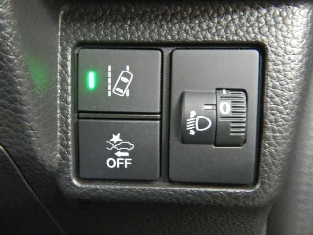 Ｎ－ＢＯＸカスタム カスタム　Ｌターボ　コーディネートスタイル　両側パワスラ　電動格納ミラー　クルコン　ＬＥＤ　Ａライト　横滑防止装置　カーテンエアバッグ　コーナーセンサー　Ｗエアバッグ　キーフリーシステム　スマートキー　運転席エアバック　アイドリンクストップ　ターボモデル（5枚目）