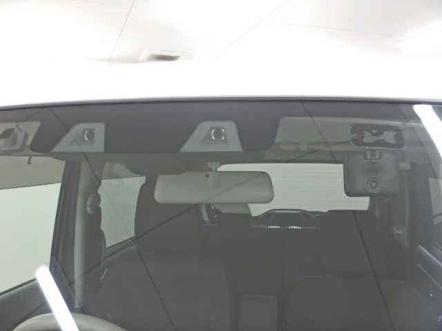 ワゴンＲスマイル ハイブリッドＳ　全方位カメラ　９インチナビ／ＴＶ　前後誤発進抑制　アラウンドビューモニター　オートマチックハイビーム　電動格納式ドアミラー　コーナーセンサー　ＵＳＢ接続　バックカメラ　フルオートエアコン　スマートキー　キーレスエントリー　ＡＢＳ（22枚目）