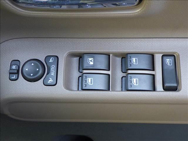 ムーヴキャンバス セオリー　Ｇ　スマートアシスト　両側パワースライド　ＩＳＴＯＰ　前後ソナー　衝突軽減ブレーキ　電動格納式ミラー　ＬＥＤヘッド　横滑り防止機能　シートヒーター　両側オートスライドドア　Ｂカメラ　オートライト　ＵＳＢポート　サイドエアバッグ　イモビライザー（31枚目）