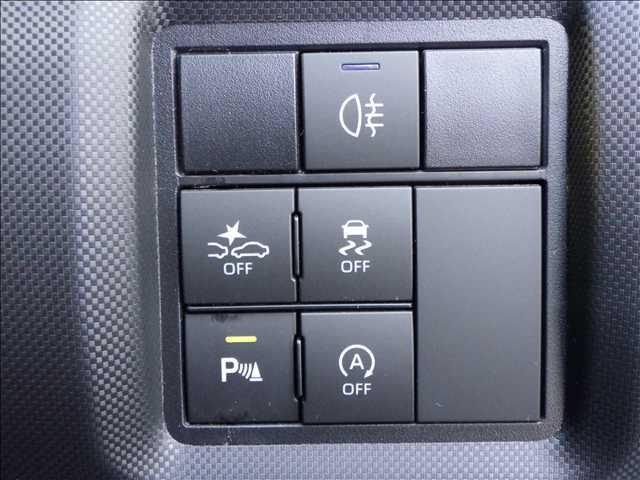 ライズ １．０Ｚ　モデリスタエアロ　全方位カメラ　９インチナビ／ＴＶ　ＳＤナビゲーション　コーナーセンサ　電動格納ミラー　誤発進抑制機能　エアコン　エアロ　シートヒータ　衝突安全ボディ　スマートキー＆プッシュスタート　ＵＳＢポート　ＶＳＡ　盗難防止装置　ワンセグ　ＡＢＳ（12枚目）