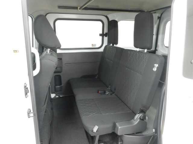 アトレー ＲＳ　スマートアシスト　ディスプレイオーディオ／ＴＶ　電格ドアミラー　後カメラ　衝突軽減ブレーキシステム　コーナーソナー　ＵＳＢ入力　助手席エアバック　ＴＶ　スマキー　Ａストップ　ＥＳＣ　フルセグテレビ　前席パワーウィンドウ　運転席エアバック　キーフリー（18枚目）