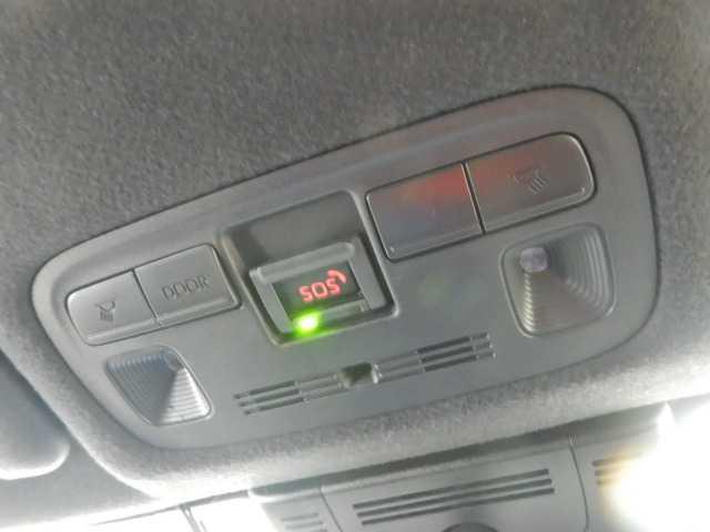 ヤリスクロス １．５ハイブリッドＺ　全方位カメラ　セーフティセンス　ナビ　電格ドアミラー　インテリジェントキー　シ－トヒ－タ－　衝突安全ボディ　ＵＳＢ　オートマチックハイビーム　ＬＥＤライト　１オ－ナ－　リアカメラ　ナビ　クルーズコントロール　電動シ－ト　パワステ　ＡＢＳ（32枚目）