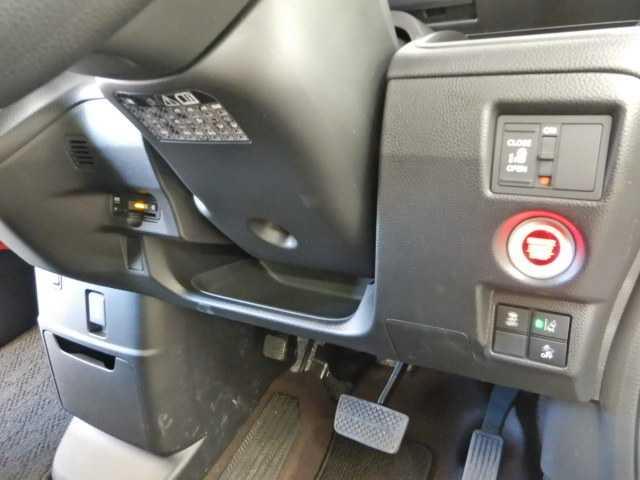 Ｎ－ＢＯＸカスタム カスタムＧ・Ｌ　ホンダセンシング　ナビ　バックカメラ　カーナビ　電動格納ドアミラー　オートＬＥＤ　助手席エアバッグ　キーレス　シートＨ　アイドリングＳＴ　セキュリティーアラーム　スマ－トキ－　リアカメラ　ＥＴＣ　前車追従機能　サイドエアバッグ　ＵＳＢ（33枚目）