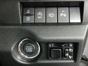 ＸＣ　４ＷＤ　ターボ　９インチナビ／ＴＶ　セーフティサポート　バックカメ　デュアルセンサーブレーキＳ　Ｗエアバッグ　地デジフルセグＴＶ　ＡＵＴＯエアコン　電動格納式ドアミラー　パワーウィンドゥ　ナビＴＶ　スマキー　アクティブクルーズコントロール　横滑防止　ＰＳ（30枚目）