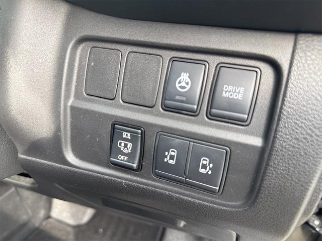 セレナ ｅ－パワーハイウェイＳーＶフリップモニタ　Ｂｌｕｅｔｏｏｔｈ　ドライブレコーダー　全周囲カメラ　ナビ　ＴＶ　オートクルーズコントロール　パークアシスト　衝突被害軽減システム　両側電動スライドドア　ＬＥＤヘッドランプ　スマートキー　アイドリングストップ（7枚目）