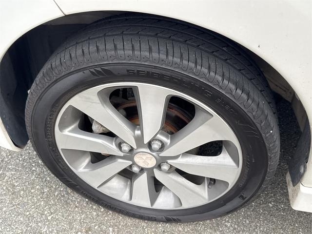 ｅＫカスタム Ｔ　Ｂｌｕｅｔｏｏｔｈ接続　ターボ　ＥＴＣ　バックカメラ　ナビ　ＴＶ　オートライト　ＨＩＤ　スマートキー　電動格納ミラー　ベンチシート　ＣＶＴ　盗難防止システム　ＡＢＳ　ＣＤ　ＤＶＤ再生　ＵＳＢ　ミュージックプレイヤー接続可（31枚目）