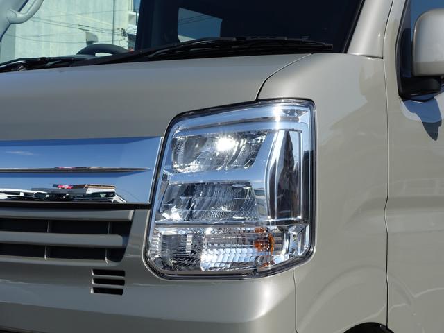 エブリイ ＪＯＩＮ６型　パートタイム４ＷＤ　５ＭＴ　軽量衝撃吸収ボディ　歩行者傷害軽減ボディー・頭部衝撃軽減構造インテリア（前席）・運転席・助手席ＳＲＳエアバッグ・頚部衝撃緩和フロントシート・デュアルカメラブレーキサポート・誤発進抑制機能・車線逸脱警報機能（13枚目）