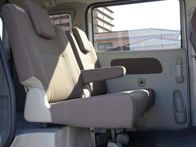 エブリイ ＪＯＩＮ６型　パートタイム４ＷＤ　５ＭＴ　軽量衝撃吸収ボディ　歩行者傷害軽減ボディー・頭部衝撃軽減構造インテリア（前席）・運転席・助手席ＳＲＳエアバッグ・頚部衝撃緩和フロントシート・デュアルカメラブレーキサポート・誤発進抑制機能・車線逸脱警報機能（48枚目）
