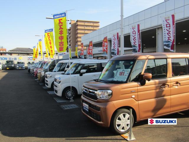 エブリイ ＪＯＩＮ６型　パートタイム４ＷＤ　５ＭＴ　軽量衝撃吸収ボディ　歩行者傷害軽減ボディー・頭部衝撃軽減構造インテリア（前席）・運転席・助手席ＳＲＳエアバッグ・頚部衝撃緩和フロントシート・デュアルカメラブレーキサポート・誤発進抑制機能・車線逸脱警報機能（73枚目）