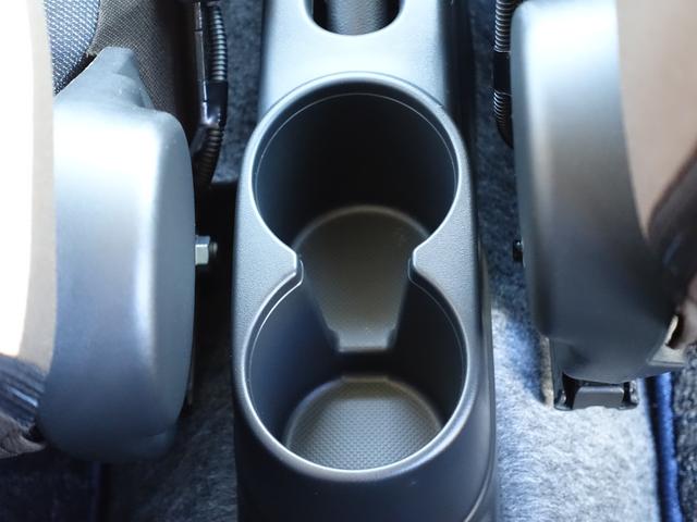 アルト ＨＹＢＲＩＤ　Ｘ　２型　ＦＦ　ＣＶＴ　衝突安全ボディ　運転席／助手席エアバッグ・サイドエアバッグ・サイドインパクトバー・盗難防止装置・カーテンエアバッグ・横滑り防止装置・衝突防止装置・衝突軽減装置・ヒルスタートアシスト・クリアランスソナー・スマートキー（50枚目）