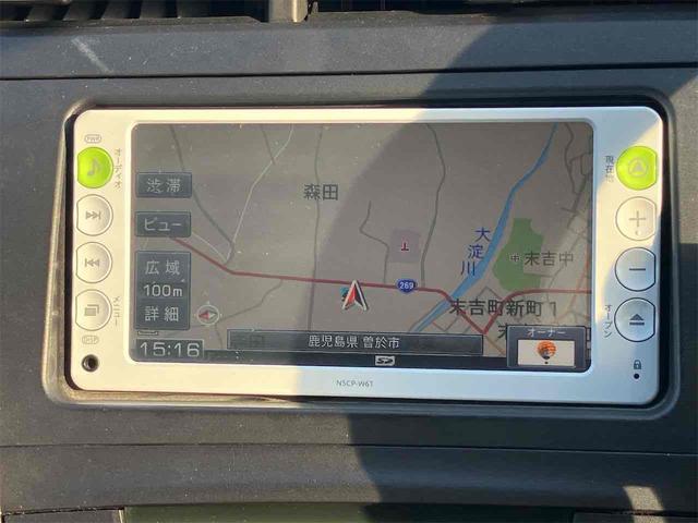 プリウス S LEDエディション ETC ナビ TV アルミホイール LEDヘッドランプ ヘッドライトウォッシャー スマートキー 電動格納ミラー CVT 盗難防止システム 衝突安全ボディ ABS ESC CD エアコン(4枚目)