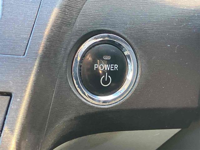 プリウス S LEDエディション ETC ナビ TV アルミホイール LEDヘッドランプ ヘッドライトウォッシャー スマートキー 電動格納ミラー CVT 盗難防止システム 衝突安全ボディ ABS ESC CD エアコン(7枚目)