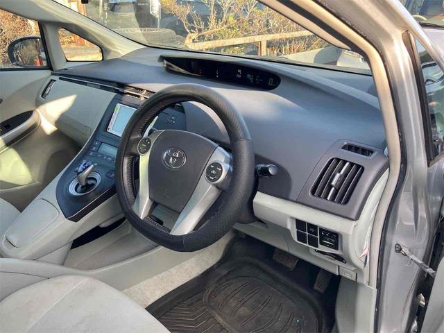 プリウス S LEDエディション ETC ナビ TV アルミホイール LEDヘッドランプ ヘッドライトウォッシャー スマートキー 電動格納ミラー CVT 盗難防止システム 衝突安全ボディ ABS ESC CD エアコン(53枚目)