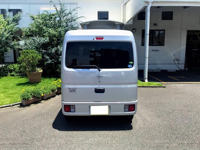 日産 ＮＶ１００クリッパーバン