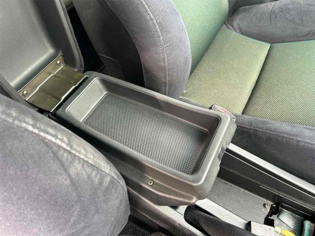 アコード ユーロR ETC ナビ TV アルミホイール HID MT キーレスエントリー CD USB 衝突安全ボディ ABS エアコン パワーステアリング パワーウィンドウ(39枚目)