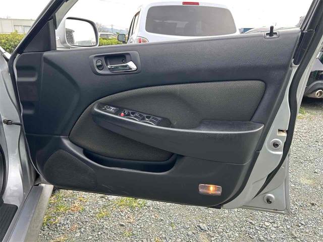 アコード ユーロR ETC ナビ TV アルミホイール HID MT キーレスエントリー CD USB 衝突安全ボディ ABS エアコン パワーステアリング パワーウィンドウ(49枚目)