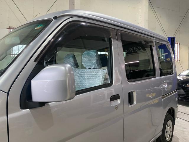 ハイゼットカーゴ クルーズ　フォグランプ　電動格納ミラー　パワーウィンドウ　ＣＤ　ラジオ　シートカバー　分割シート　フルフラットシート　ハイルーフ（8枚目）