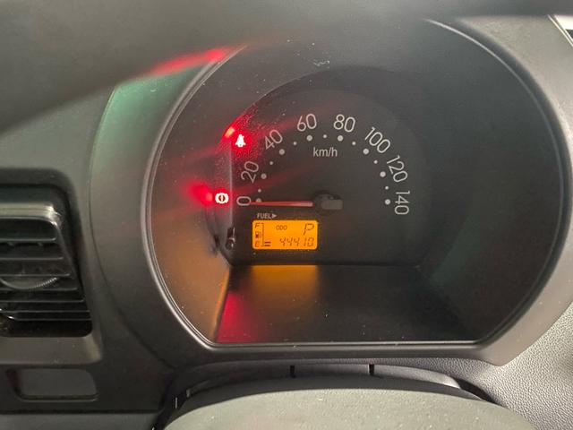 ハイゼットカーゴ クルーズ　フォグランプ　電動格納ミラー　パワーウィンドウ　ＣＤ　ラジオ　シートカバー　分割シート　フルフラットシート　ハイルーフ（16枚目）