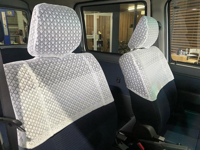 ハイゼットカーゴ クルーズ　フォグランプ　電動格納ミラー　パワーウィンドウ　ＣＤ　ラジオ　シートカバー　分割シート　フルフラットシート　ハイルーフ（21枚目）