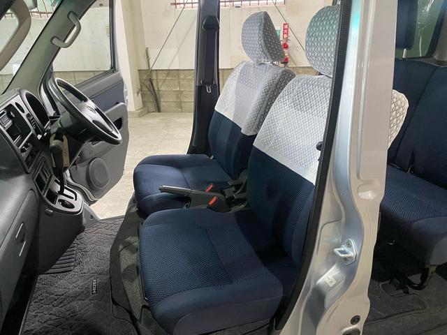 ハイゼットカーゴ クルーズ　フォグランプ　電動格納ミラー　パワーウィンドウ　ＣＤ　ラジオ　シートカバー　分割シート　フルフラットシート　ハイルーフ（31枚目）