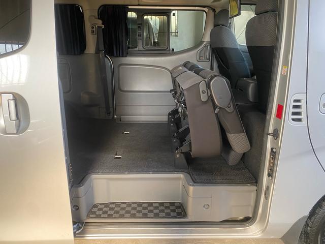 ＮＶ３５０キャラバンバン 　ＴＶ　ナビ　Ｂｌｕｅｔｏｏｔｈ　バックカメラ　フリップダウンモニター　ＥＴＣ　電動格納ミラー（18枚目）