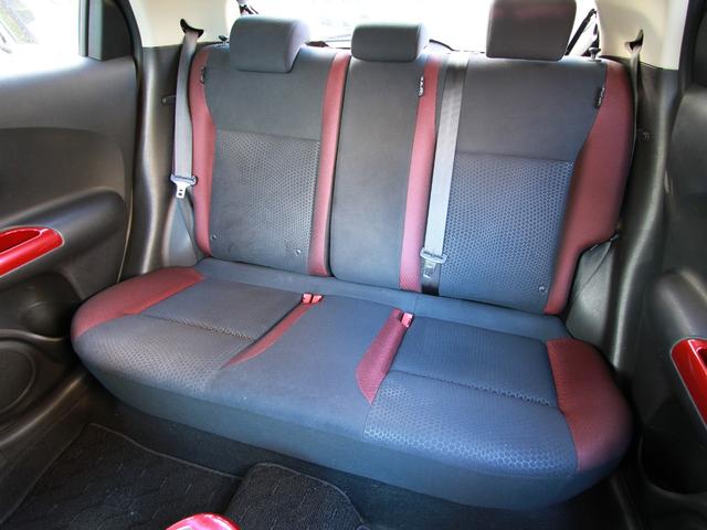 ジューク １５ＲＸ　本革巻きステアリング　インテリジェントキー　バックカメラ　地デジナビ　アルミホイール　ＡＢＳ　フルオートエアコン　パワーステアリング　パワーウィンドウ（11枚目）