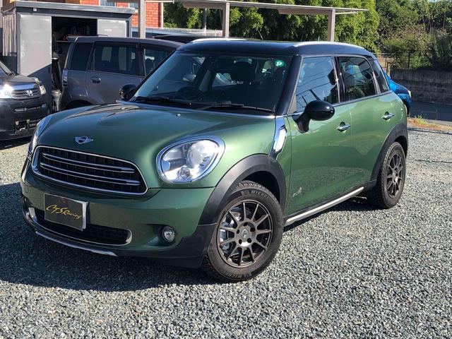 ＭＩＮＩ クーパーＤ　クロスオーバー　オール４　４ＷＤ　バックカメラ　ナビ　アルミホイール　キーレスエントリー　ＡＴ　盗難防止システム　電動リアゲート　ＡＢＳ　エアコン　パワーステアリング　パワーウィンドウ（11枚目）