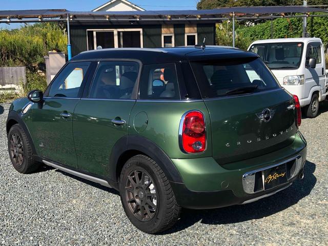 ＭＩＮＩ クーパーＤ　クロスオーバー　オール４　４ＷＤ　バックカメラ　ナビ　アルミホイール　キーレスエントリー　ＡＴ　盗難防止システム　電動リアゲート　ＡＢＳ　エアコン　パワーステアリング　パワーウィンドウ（17枚目）