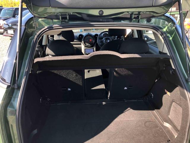ＭＩＮＩ クーパーＤ　クロスオーバー　オール４　４ＷＤ　バックカメラ　ナビ　アルミホイール　キーレスエントリー　ＡＴ　盗難防止システム　電動リアゲート　ＡＢＳ　エアコン　パワーステアリング　パワーウィンドウ（21枚目）