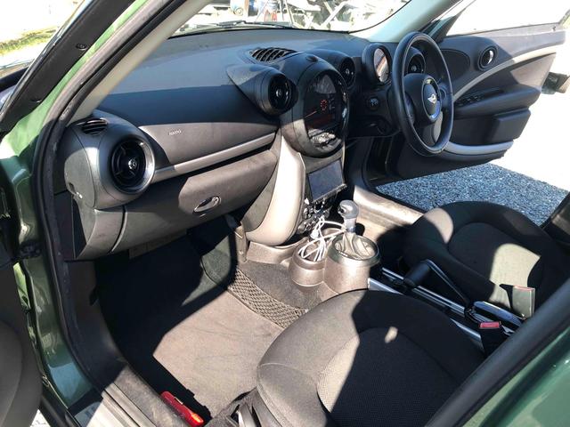 ＭＩＮＩ クーパーＤ　クロスオーバー　オール４　４ＷＤ　バックカメラ　ナビ　アルミホイール　キーレスエントリー　ＡＴ　盗難防止システム　電動リアゲート　ＡＢＳ　エアコン　パワーステアリング　パワーウィンドウ（38枚目）