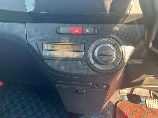 ルクラカスタム Rリミテッド ETC HID スマートキー アイドリングストップ 電動格納ミラー CVT 盗難防止システム ABS アルミホイール 衝突安全ボディ エアコン パワーステアリング パワーウィンドウ(4枚目)