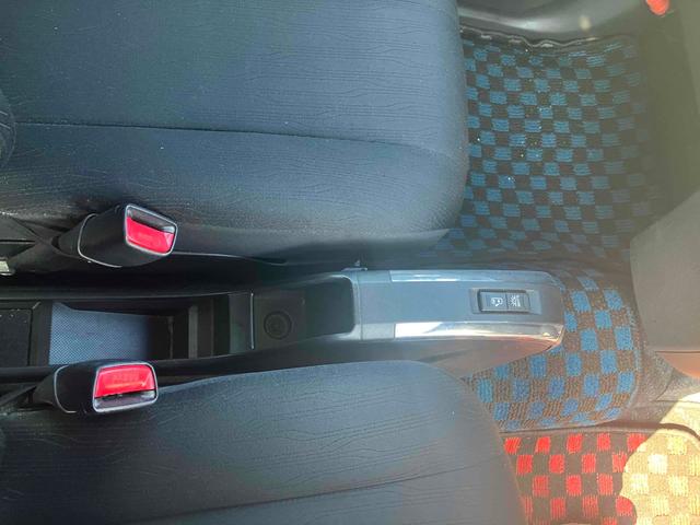 ルクラカスタム Rリミテッド ETC HID スマートキー アイドリングストップ 電動格納ミラー CVT 盗難防止システム ABS アルミホイール 衝突安全ボディ エアコン パワーステアリング パワーウィンドウ(5枚目)