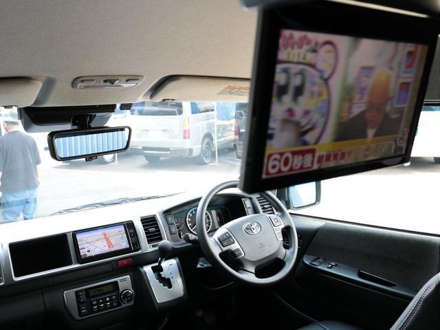 ハイエースワゴン GL ロング 7型ワゴン 純正シート配列カスタム 新品フロントスポイラー 新品オバフェン 新品アルティメットテール 新品デルフ06AW 新品シートカバー 新品フットパネル フルセグナビ HDMI 後席モニター(3枚目)