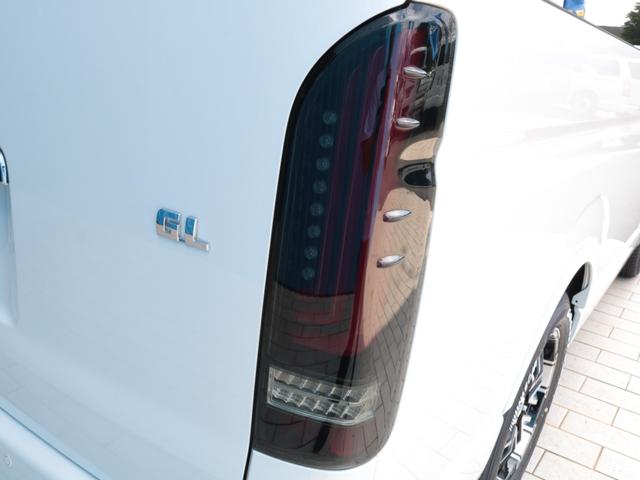 ハイエースワゴン GL ロング 7型ワゴン 純正シート配列カスタム 新品フロントスポイラー 新品オバフェン 新品アルティメットテール 新品デルフ06AW 新品シートカバー 新品フットパネル フルセグナビ HDMI 後席モニター(30枚目)