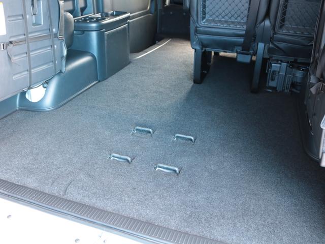 ハイエースワゴン GL ロング 7型ワゴン 純正シート配列カスタム 新品フロントスポイラー 新品オバフェン 新品アルティメットテール 新品デルフ06AW 新品シートカバー 新品フットパネル フルセグナビ HDMI 後席モニター(47枚目)