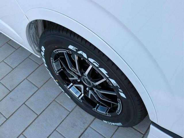 ハイエースワゴン GL ロング シートアレンジvariousヴァリアス 8ナンバーキャンピング 二の字レイアウト フローリング テーブル 前後アルパイン大画面モニター スポイラー デルフ06AW オバフェン LEDテール ローダウン(17枚目)