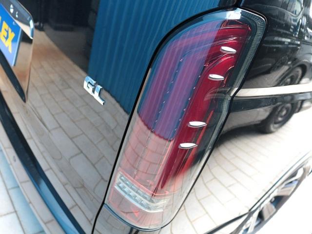 ハイエースワゴン GL ロング シートアレンジニューアス 1400mmセカンドシート フルフラットベッド 床張り テーブル アルパイン大画面ナビ 大画面後席モニター HDMI リアカーテン リアスモーク 前後ドラレコ 天井スピーカー(19枚目)