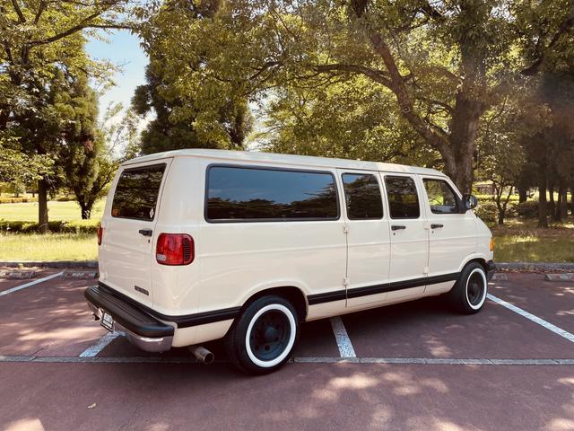 ダッジ・バン (9枚目)