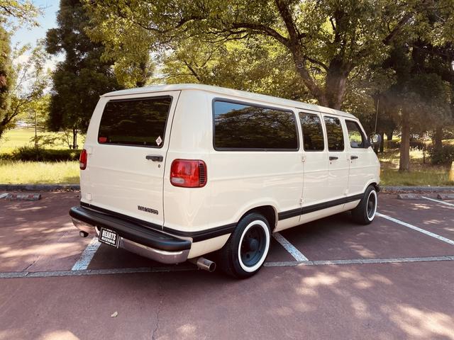 ダッジ・バン (10枚目)