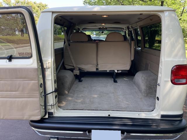 ダッジ・バン (13枚目)