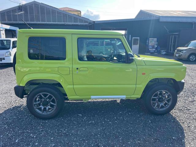 ジムニー ＸＣ　４ＷＤ　クリアランスソナー　オートクルーズコントロール　レーンアシスト　衝突被害軽減システム　オートライト　ＬＥＤヘッドランプ　ヘッドライトウォッシャー　スマートキー　アイドリングストップ（18枚目）