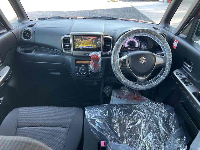 運転者にとっては日々使用することとなる運転席です。運転席が快適だと運転に集中することができますね。