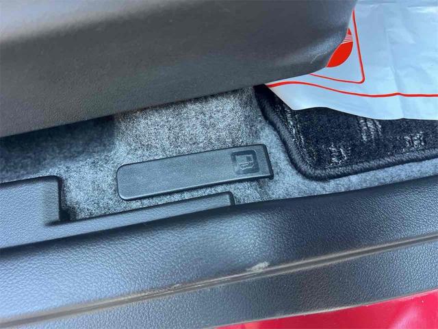 この度は当店のお車をご覧になっていただき、誠にありがとうございます。じっくり現車確認して頂けるよう、ご準備を致します！